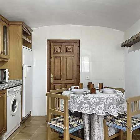 Cueva Alcazar * Gorafe